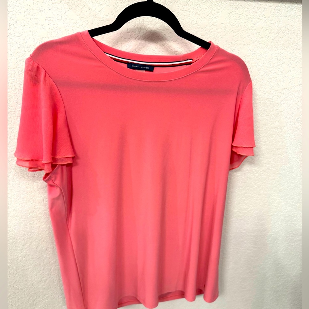 NWOT Women's Pink Top